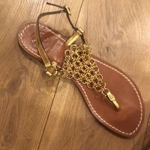 Brand new beautiful sandals ! Never been worn